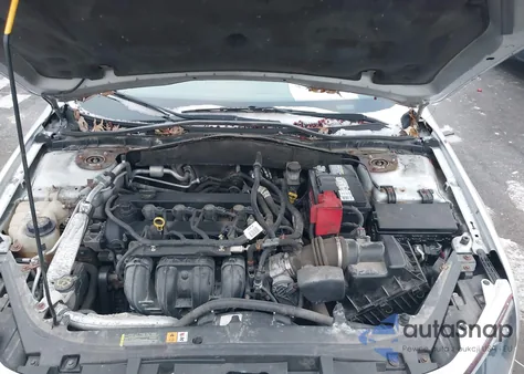 2012 Ford Fusion S из США, поврежденный, VIN 3FAHP0GA9CR204237